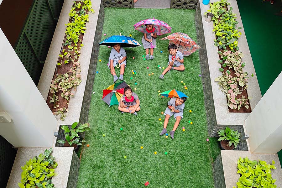 umbrella day image - Yuvabharathi Nursery